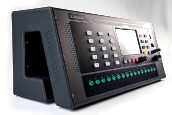 Qu-Pac Ultra-Compact Digital Mixer