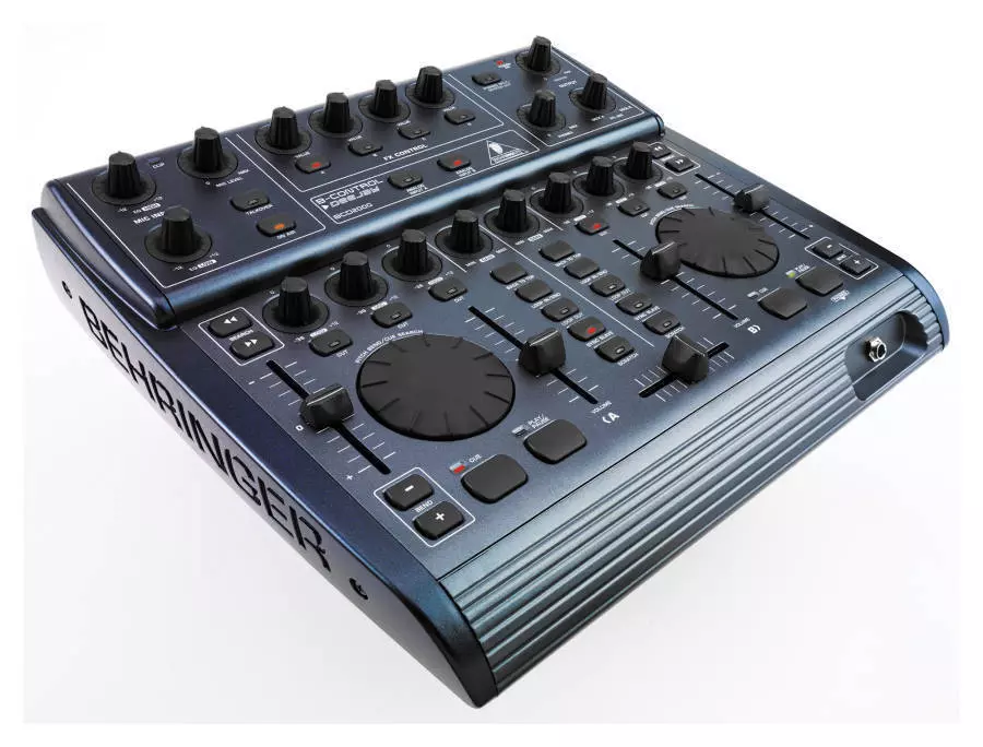 BCD2000 - B-Control DJ