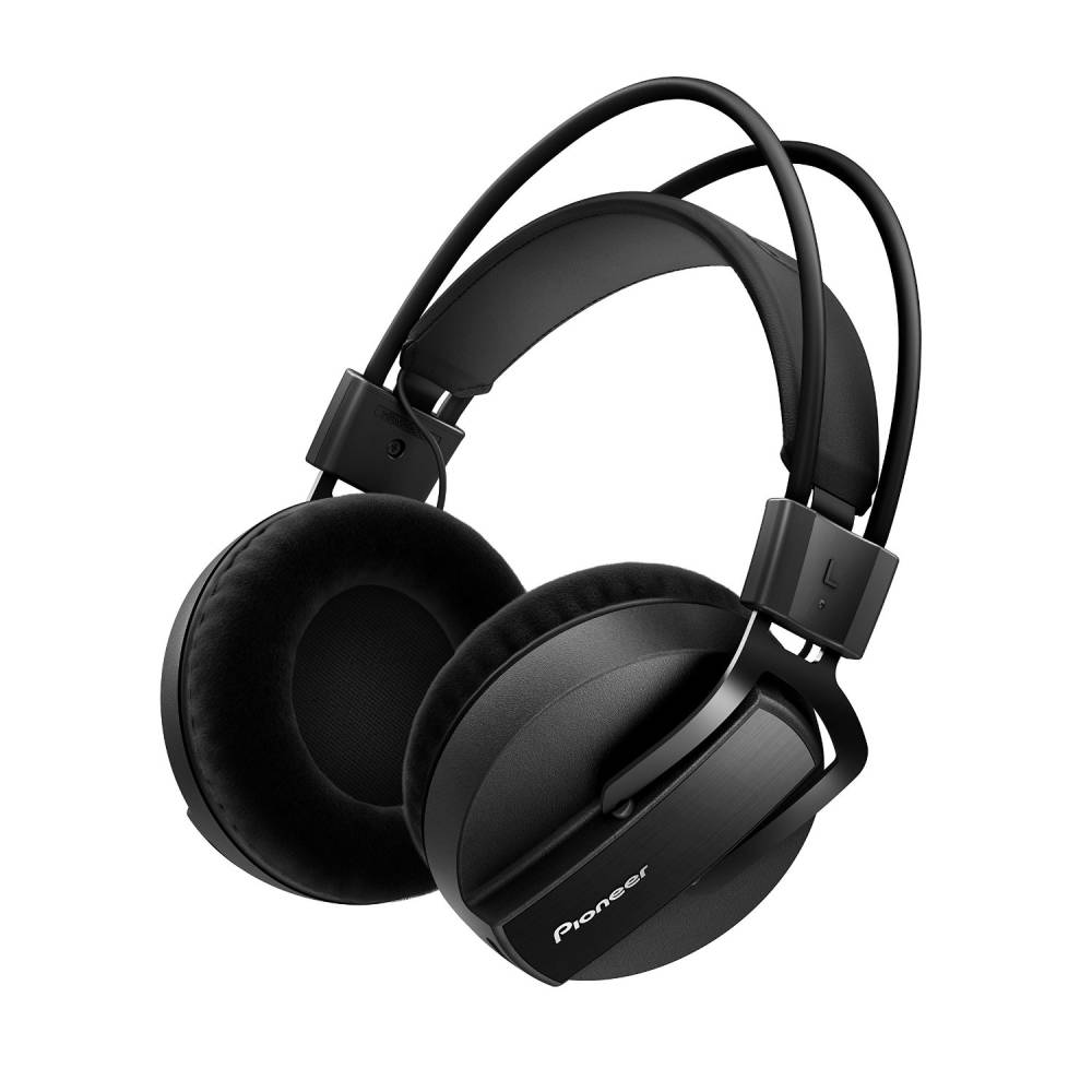 HRM-7 Studio-Grade Performance Headphones