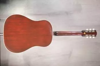 Limited Edition Early 1960s J-45 w/VTC Pickup System