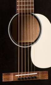 17 Series 000 Acoustic Guitar w/Case - Black Smoke