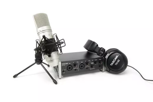 Trackpack - 2 x 2 Interface, TM-80 Mic & Headphones