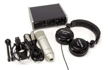 Trackpack - 2 x 2 Interface, TM-80 Mic & Headphones