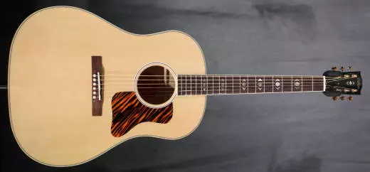2016 AJ Flame Deluxe Ltd