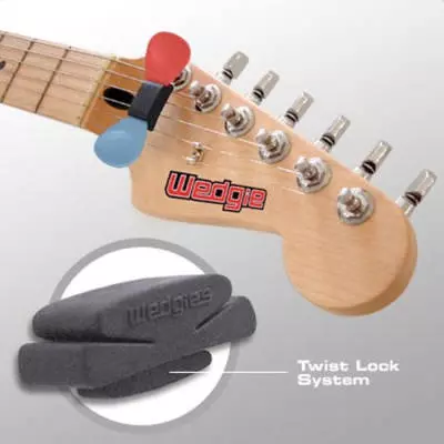 Pick Holder
