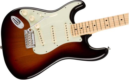 American Professional Stratocaster Left-Handed Maple Fingerboard - 3-Colour Sunburst