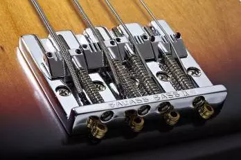Highway One Precision Bass - Rosewood Neck in 3 Tone Sunburst