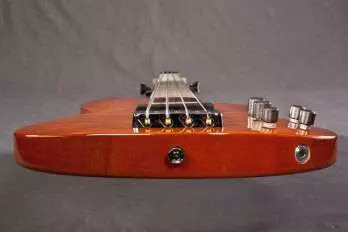 SRA500 Archtop Bass - Amber