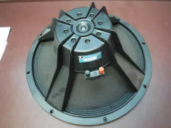 15 Inch 8 Ohm Speaker 400 Watts