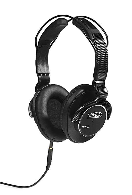 DH90 Professional Closed-Back Headphone