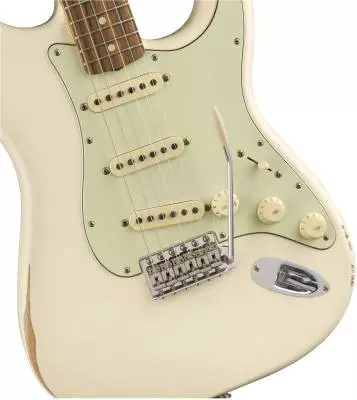 Road Worn 60\'S Stratocaster, Pau Ferro Fingerboard w/Gigbag - Olympic White