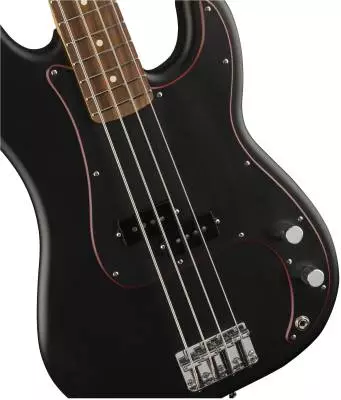 Special Edition P Bass Noir, Pau Ferro Fingerboard