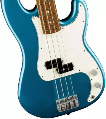 Standard P Bass, Pau Ferro Fingerboard - Lake Placid Blue