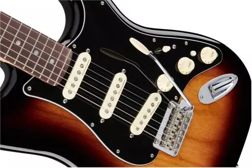 Deluxe Stratocaster, Pau Ferro Fingerboard - 2-Tone Sunburst