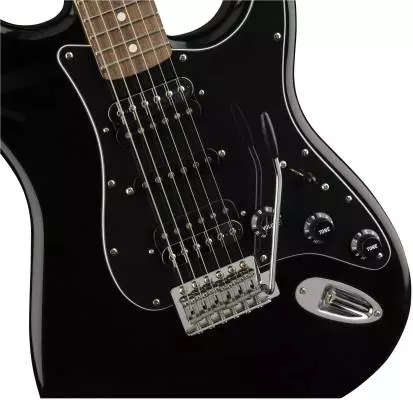 Standard Stratocaster HSH, Pau Ferro Fingerboard - Black