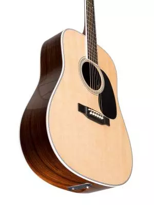 D-35E Dreadnought Acoustic Guitar w/Case