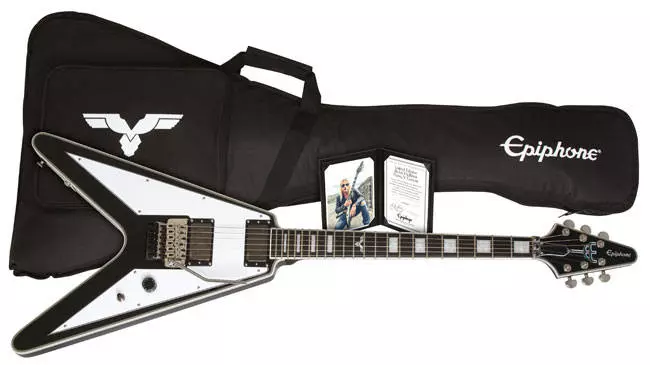 Richie Faulkner Flying V Outfit