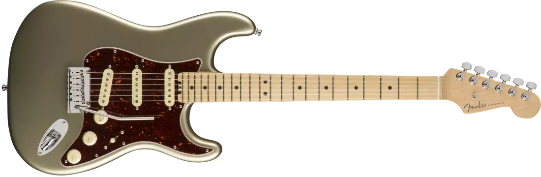 American Elite Stratocaster w/ Maple Fingerboard - Champagne