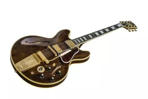 2018 ES-355 Walnut VOS w/Maestro Ltd