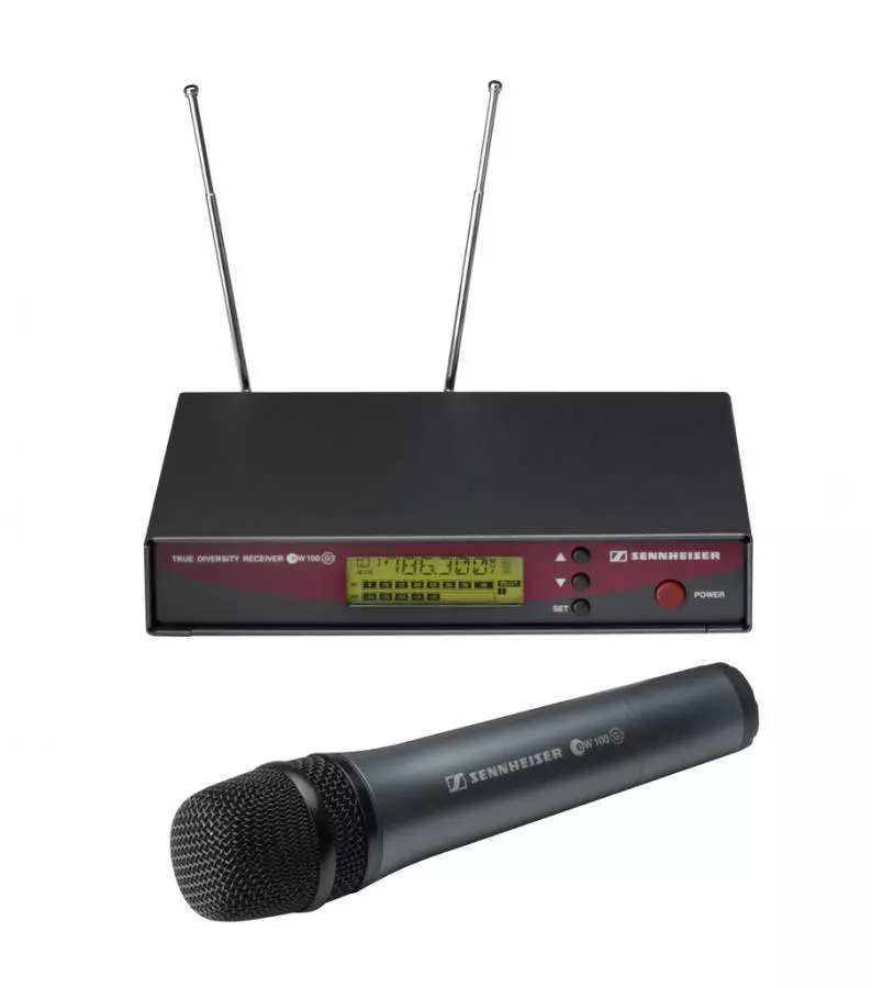 Evolution Handheld Dynamic Cardioid Microphone