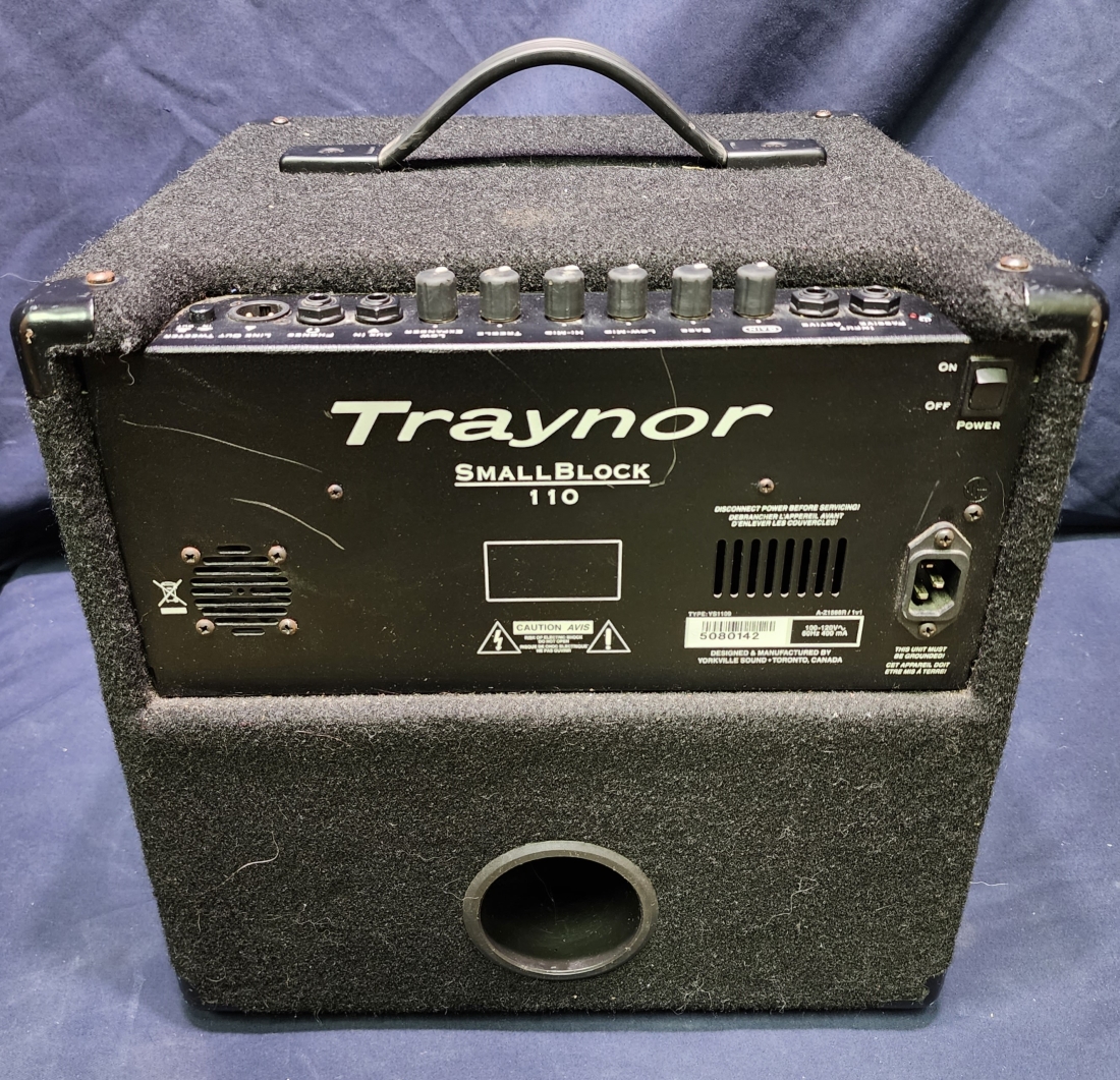 Gear Hunter | Traynor Small Block 10" 120w Bass Combo