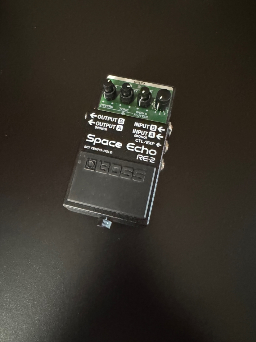 【Boss】 RE-2 BOSS RE-2 SPACE ECHO – Tape Echo Delay Reverb Effects Pedal