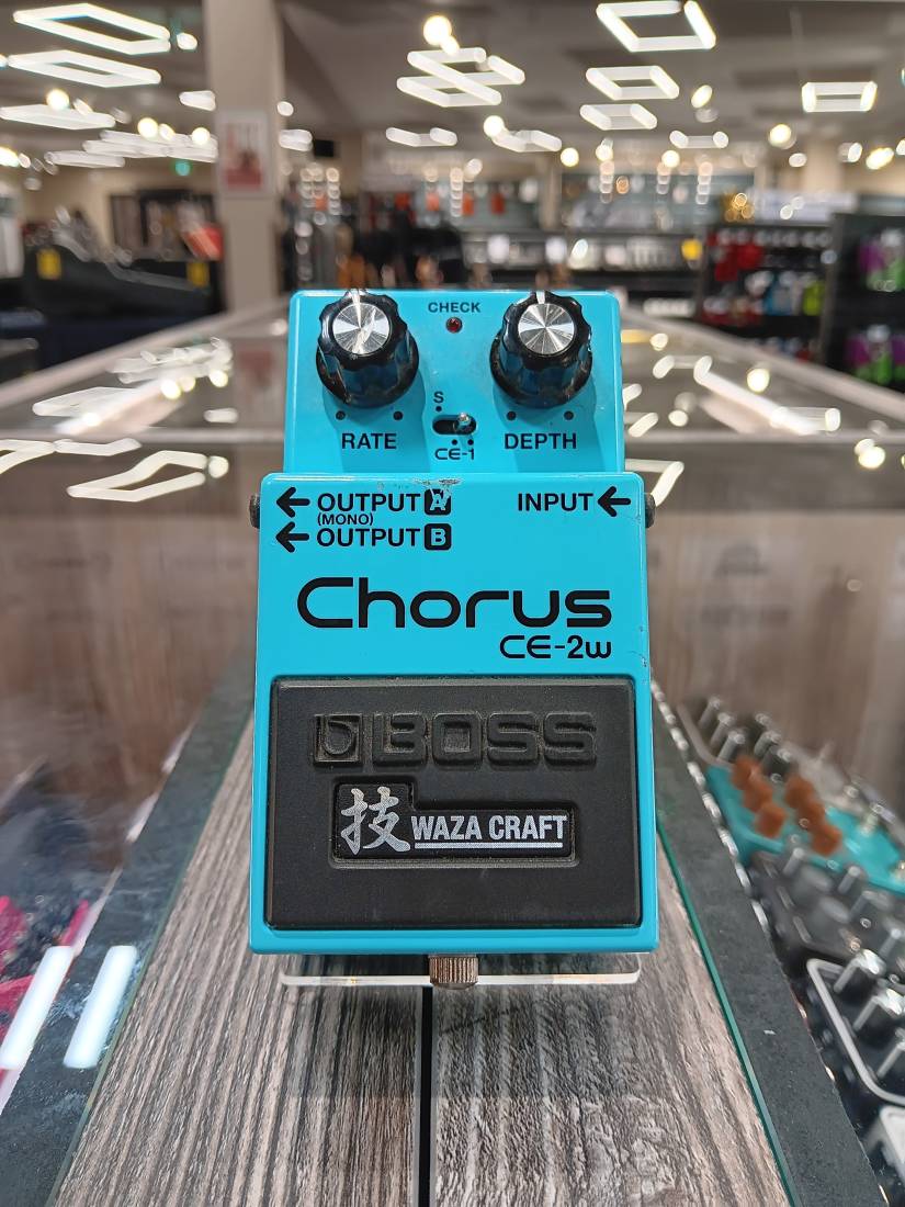 Gear Hunter | BOSS - CE-2W Chorus