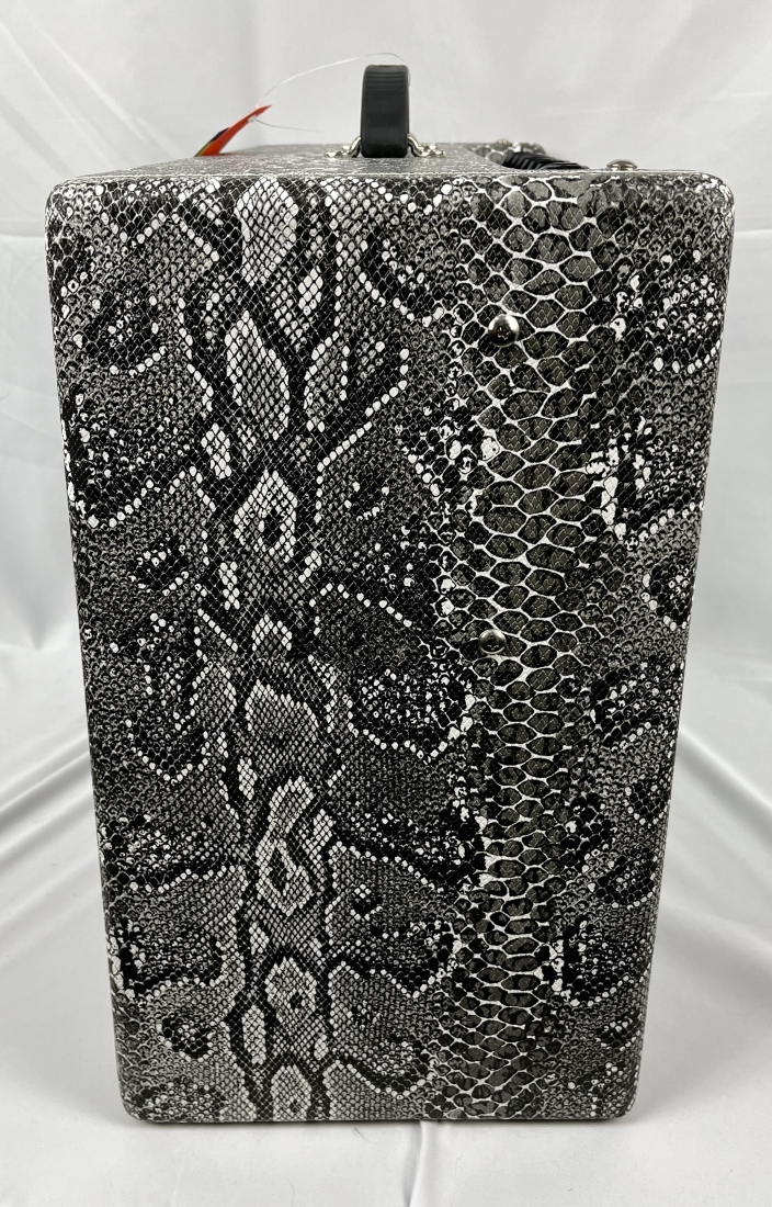 Gear Hunter FENDER HOT ROD DELUXE LIMITED EDITION PYTHON W/ CELESTION V30