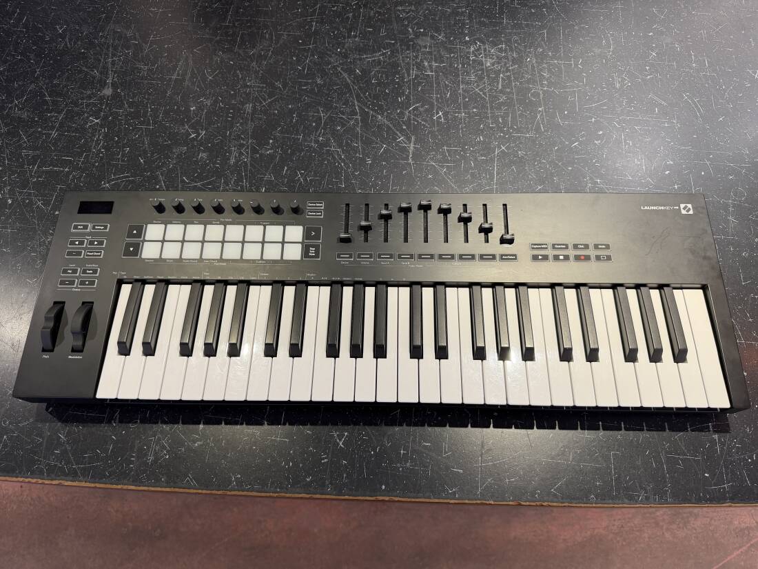 Gear Hunter | Novation - LAUNCHKEY49 MK3