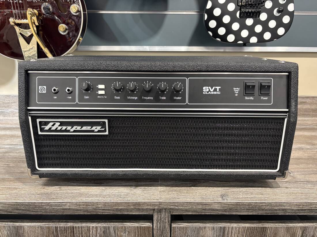 Gear Hunter | Ampeg - SVT-CL