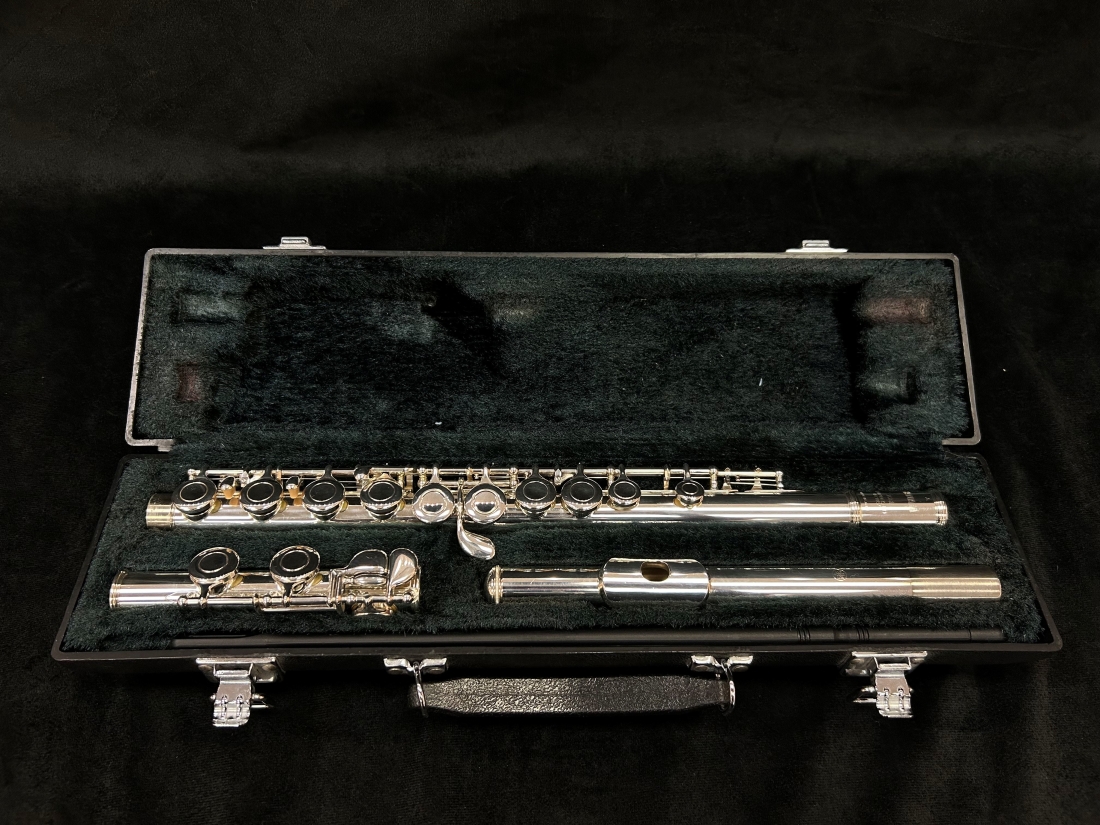 Gear Hunter | Yamaha Student Flute - YFL 221