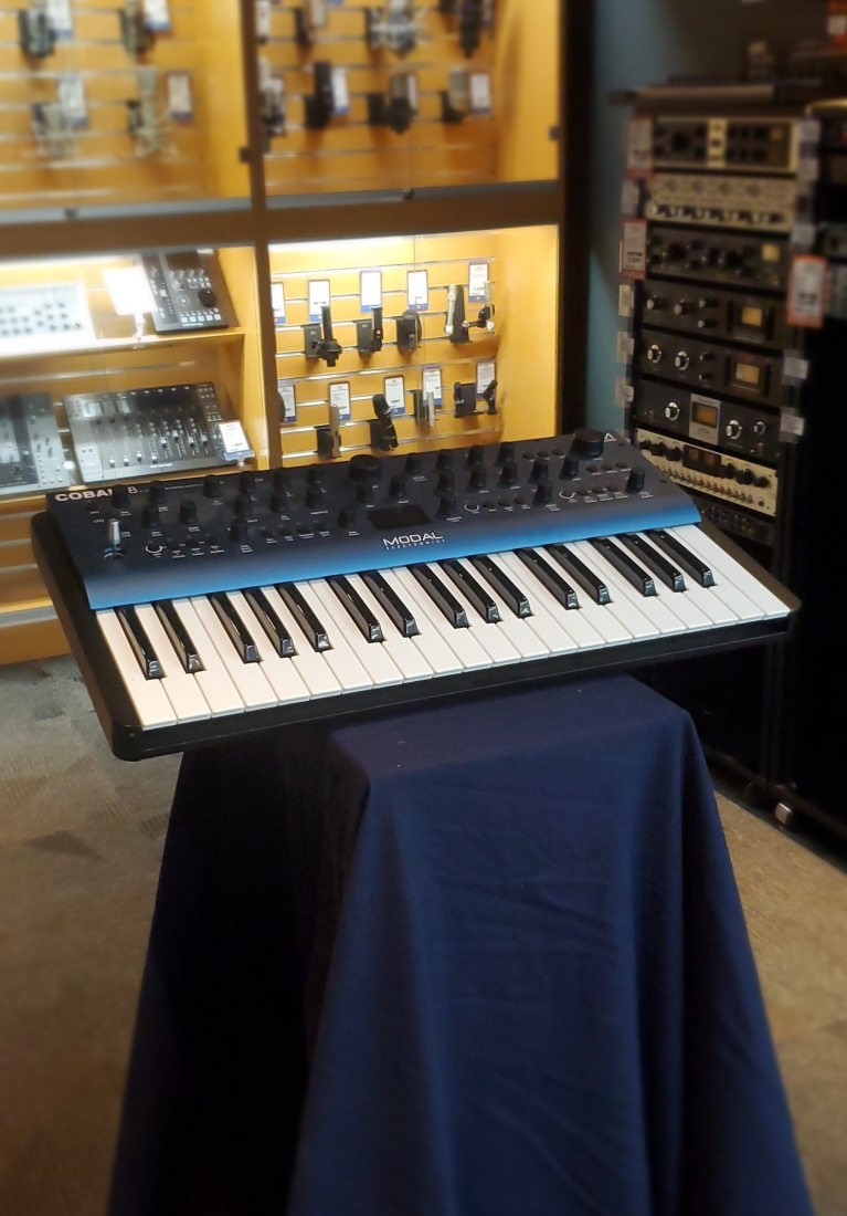 COBALT8X 61鍵　Modal Electronics Modal Electronics Cobalt8X 61-Key Virtual Analog Synthesizer