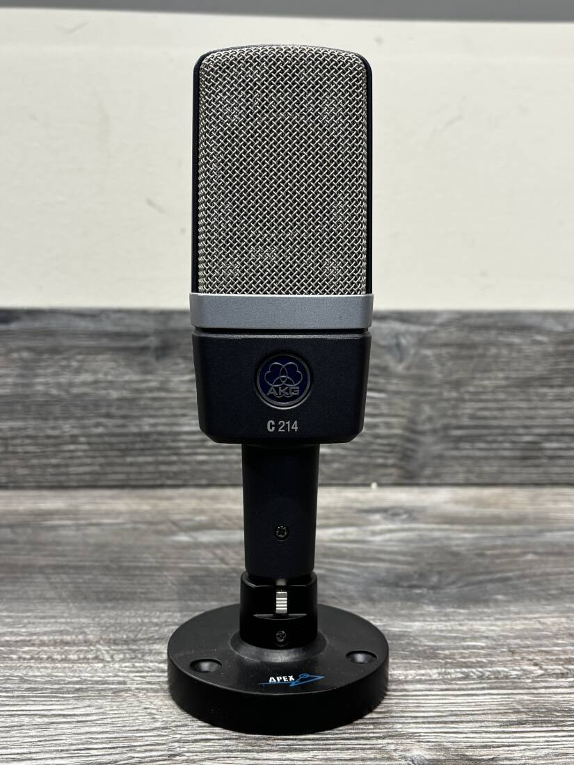 Gear Hunter | AKG - C214 AKG