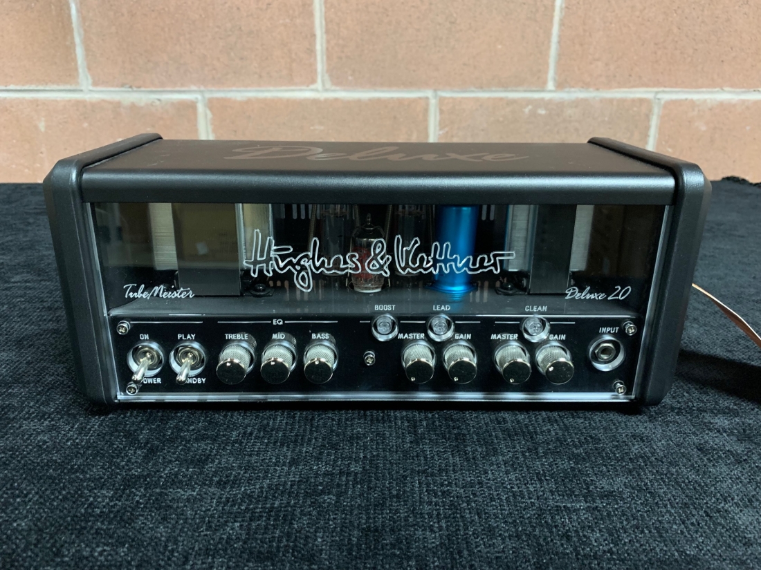 Gear Hunter | Hughes & Kettner - TubeMeister Deluxe 20 Head