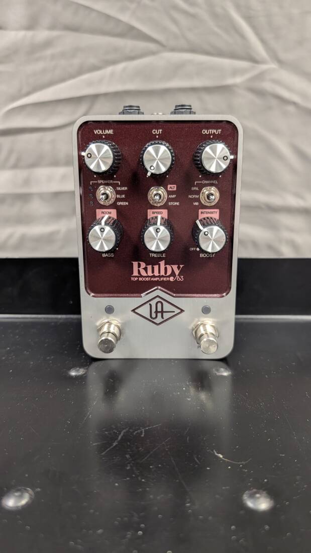 Universal Audio UAFX Ruby '63 Top Boost Amplifier Pedal - UA-GPM-RUBY