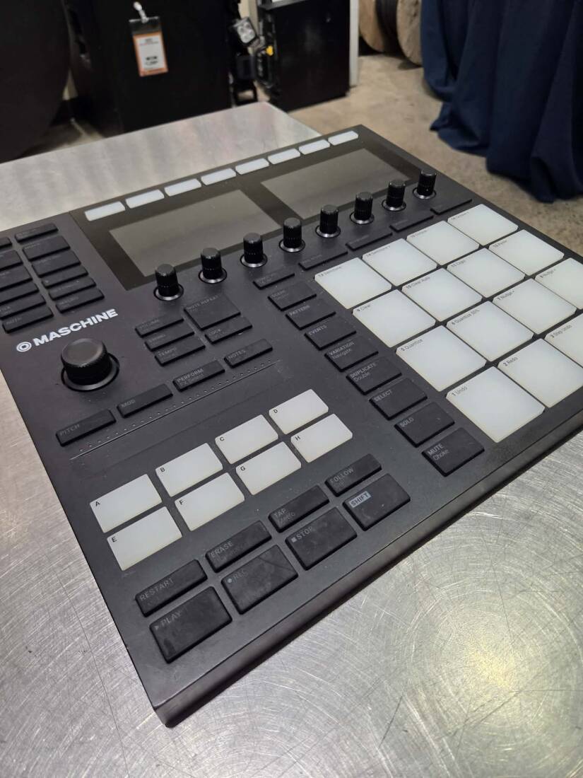 Gear Hunter | Native Instruments - MASCHINE MK3