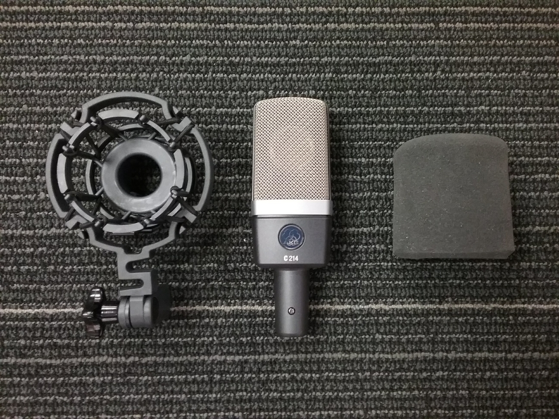 Gear Hunter | AKG - C214 AKG