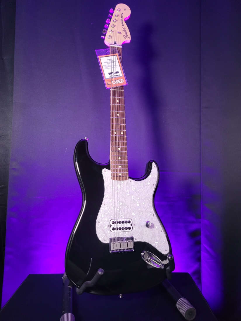 Gear Hunter | Fender - Tom DeLonge Signature Stratocaster