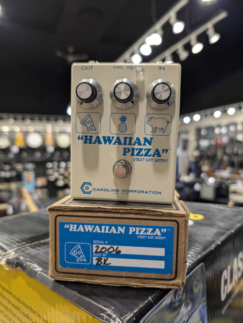 Gear Hunter | Caroline Hawaiian Pizza