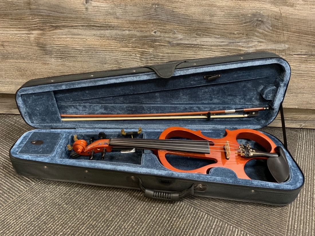 Gear Hunter CECILIO ELECTRIC VIOLIN