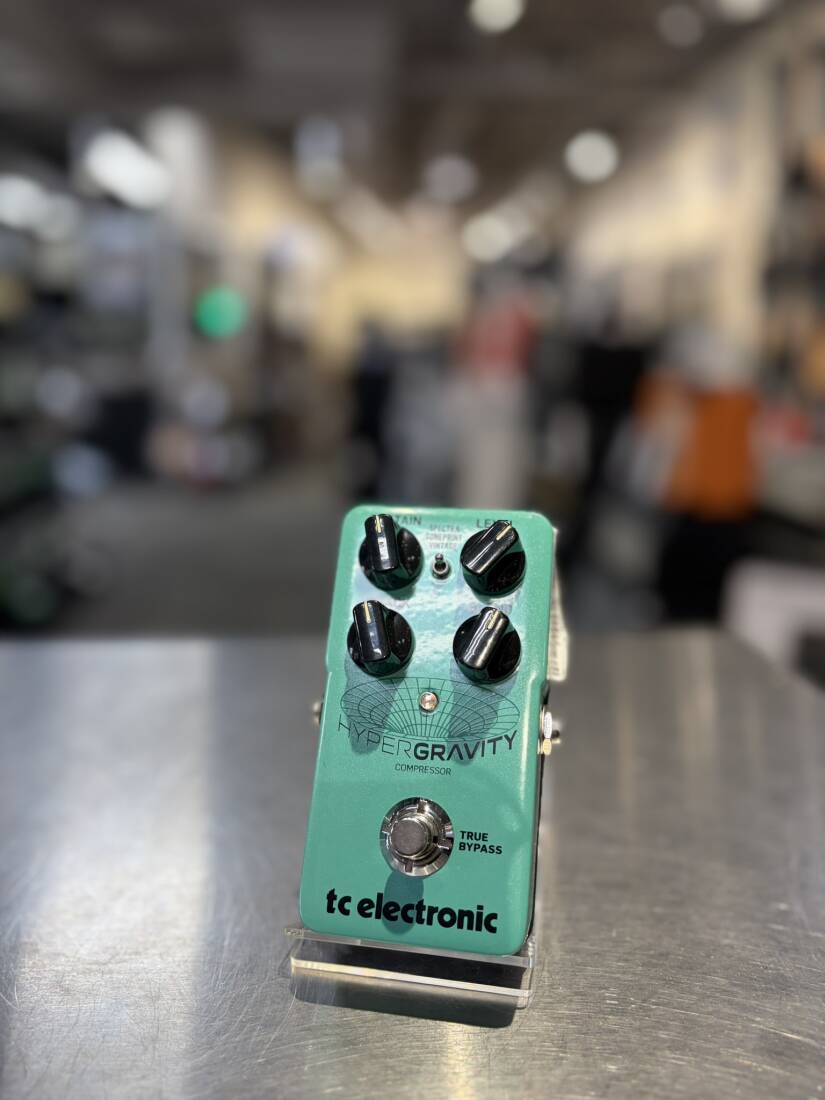 TC Electronic HyperGravity Compressor - Pedal de Guitarra Análogo