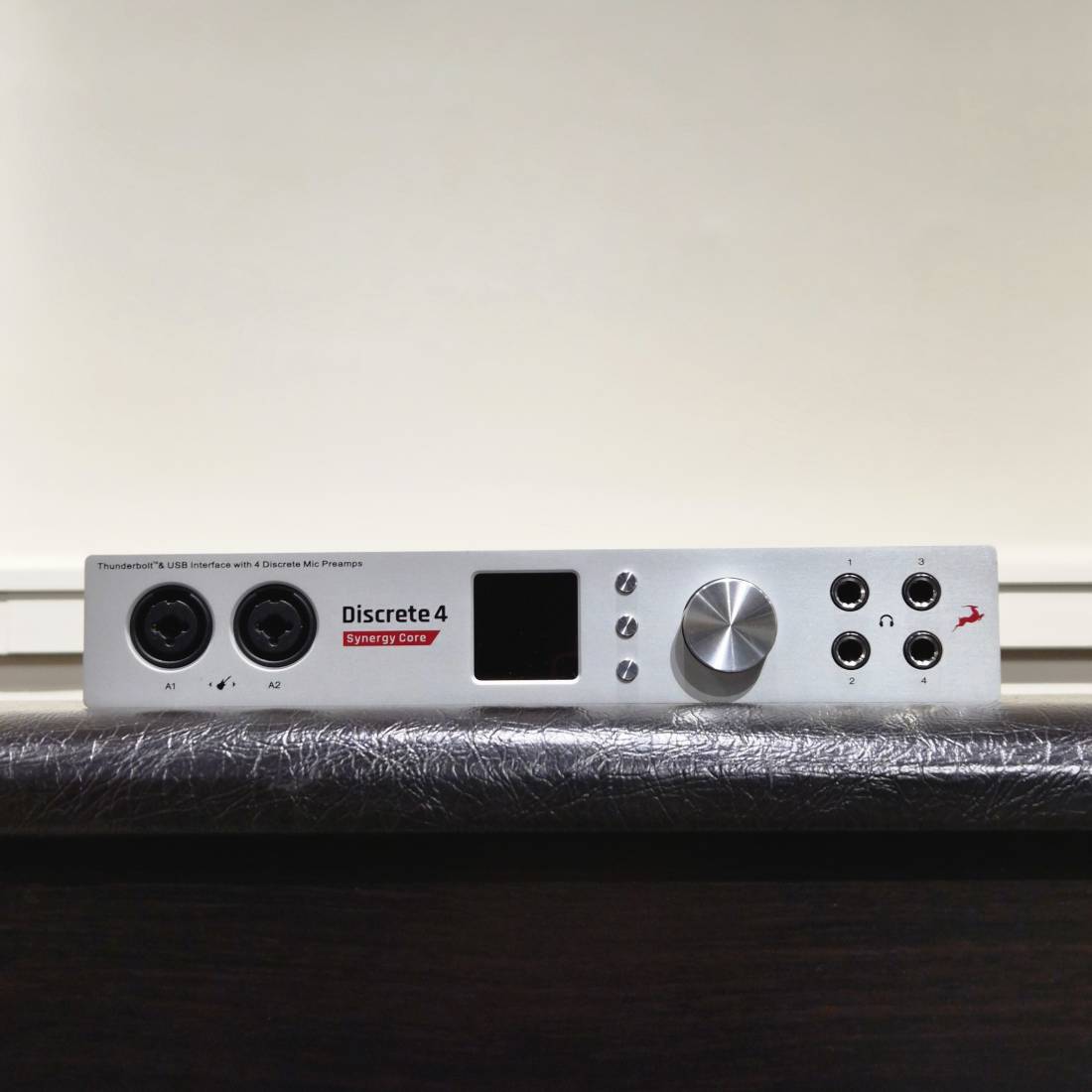 Gear Hunter | Antelope Audio - Interface Audio DISCRETE 4 SYN