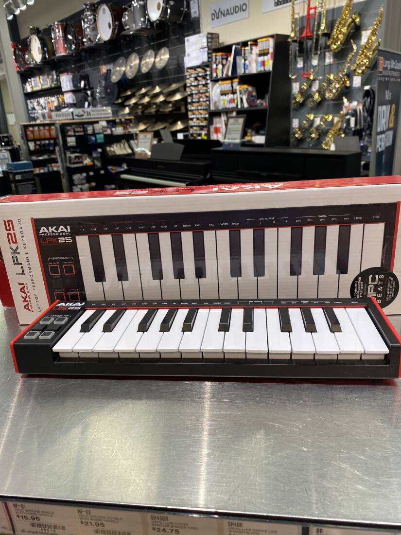 Gear Hunter | Akai - LPK25 MK2