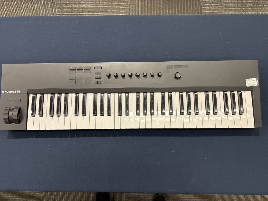 Gear Hunter | Native Instruments - KONTROL A61