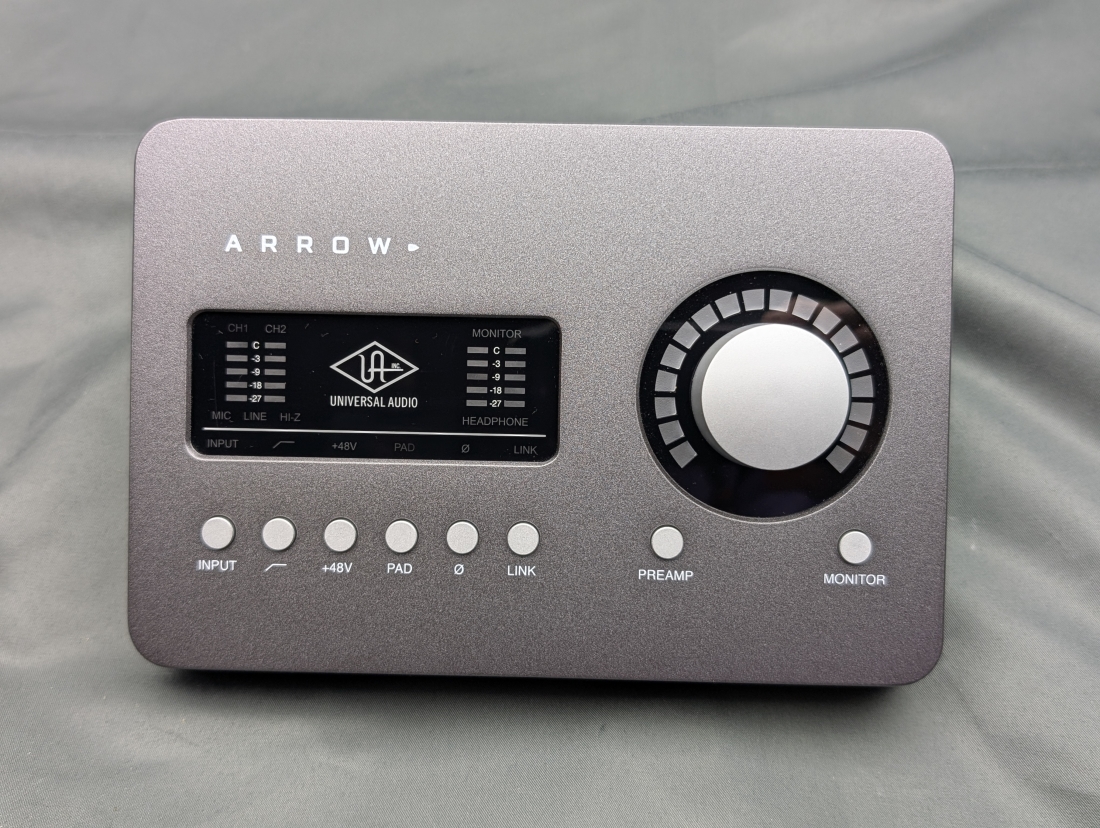 【yamamoto】UNIVERSAL AUDIO ARROW Universal Audio Arrow Thunderbolt 3 2 x 4 Channels 192 KHz