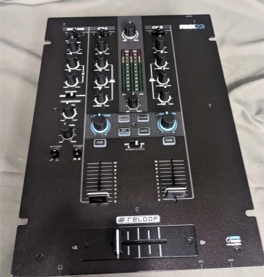 Reloop - RMX-22I