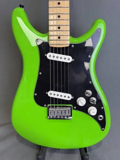 Fender - 014-4212-525 2