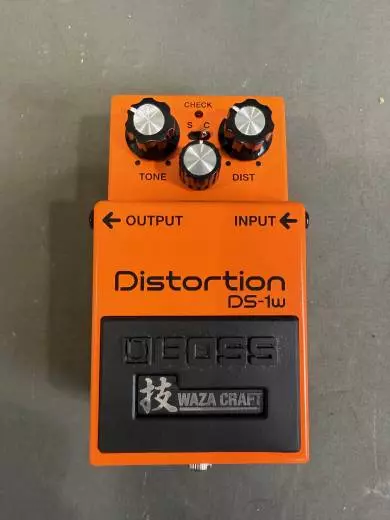 Store Special Product - BOSS - DS-1W