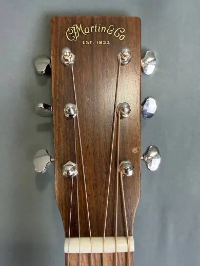 Martin Guitars - 000-15M LEFT 2