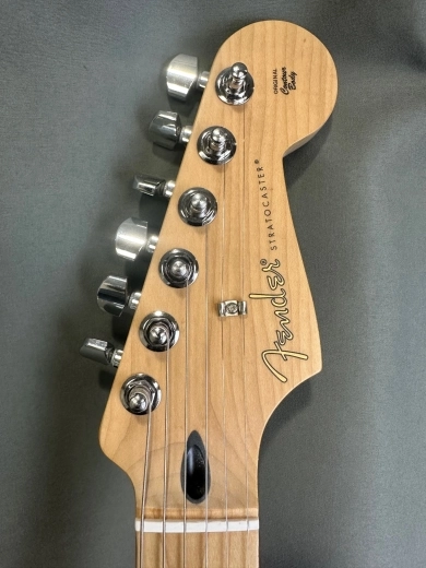 Fender - 014-5302-506 3